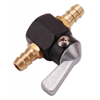 Benzinekraan universeel 5mm tussen slangen Foto van Benzinekraan universeel 5mm tussen slangen