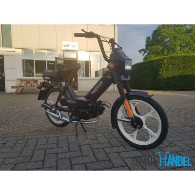 Voorkap koplamp kap Quadro ongespoten koplampspoiler