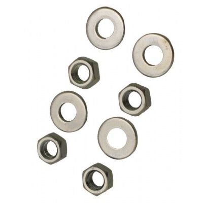 moeren en ringen cilinderkop / tapeinden m7 Foto van moeren en ringen cilinderkop / tapeinden m7