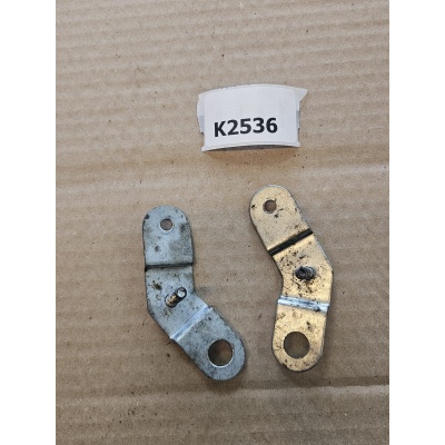 Quadro cockpit / koplampspoiler bevestigingset Quadro cockpit / koplampspoiler bevestigingset