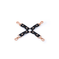 NS Novelties Bondage Couture Hog Tie | Zwart