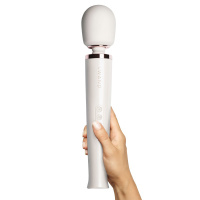 Le Wand Rechargeable Massager | Wit