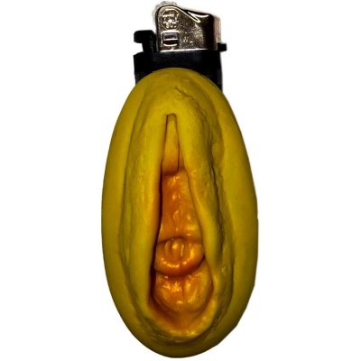 Diablo Picante Golden Vagina Lighter Refillable Diablo Picante Golden Vagina Lighter Refillable