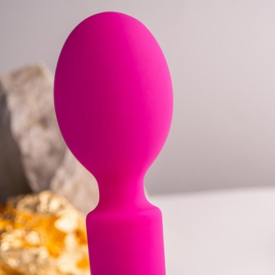 Rocks-Off Oriel Flexible Wand Vibrator Fuchsia - image 4