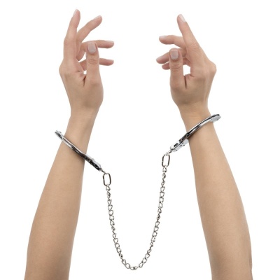Foto van Bedroom Fantasies - Metalen Handboeien - Zilver