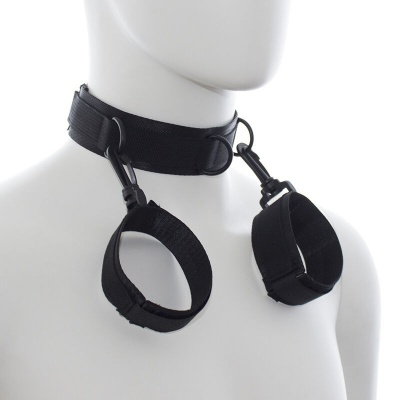 Ohmama Fetish Nylon Collar Handcuffs Set - image 2