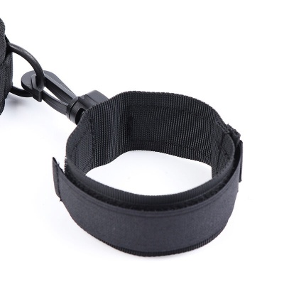 Ohmama Fetish Nylon Collar Handcuffs Set - image 12