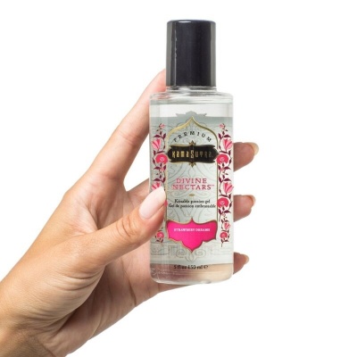 Kamasutra Divine Nectars Strawberry Dream 150ml - image 2