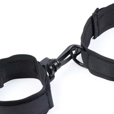 Ohmama Fetish Nylon Collar Handcuffs Set - image 11
