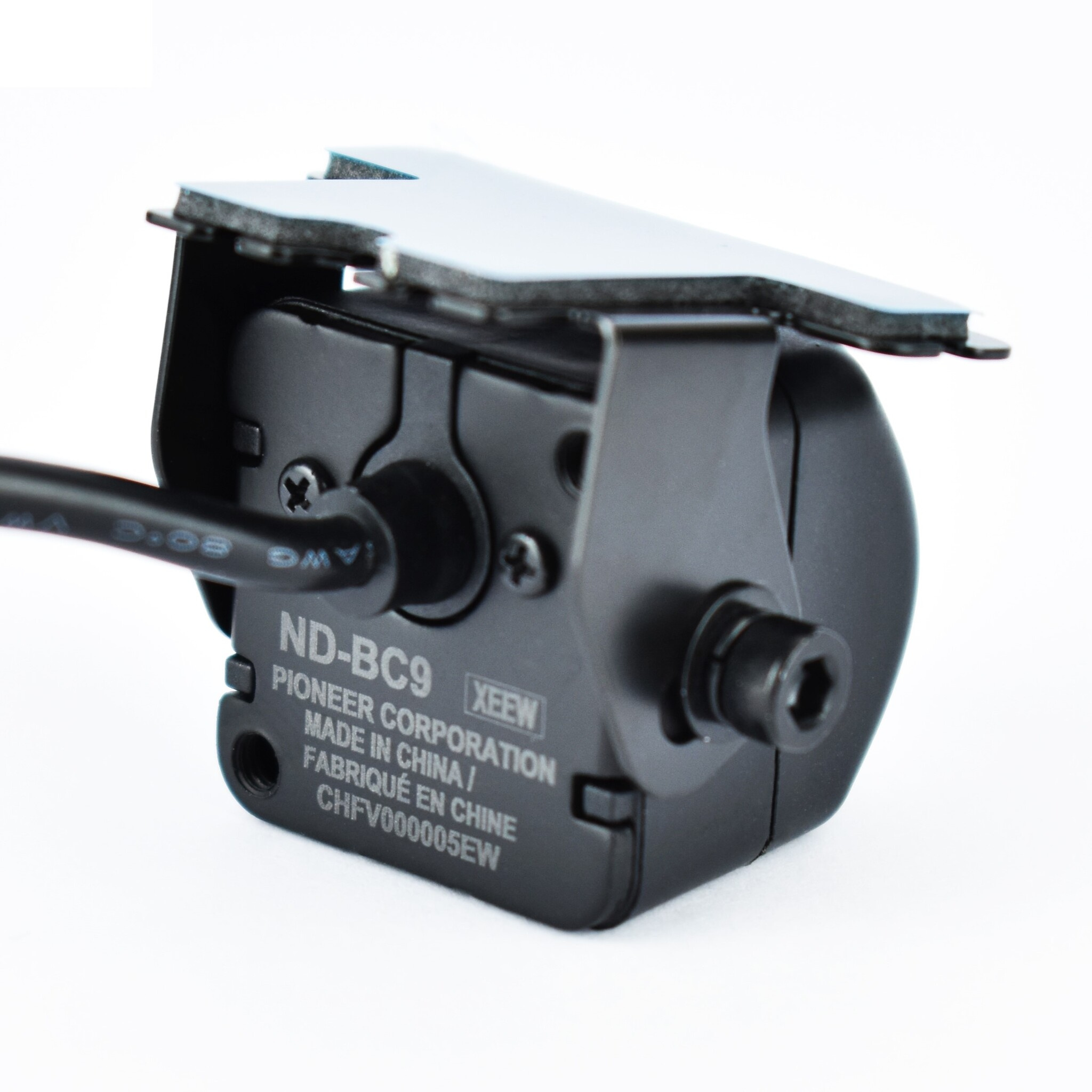 thumbnail image 2 of Pioneer ND-BC9 Reversing Camera – Wired Color Camera Kit With Night Parking Assist 2 of 3