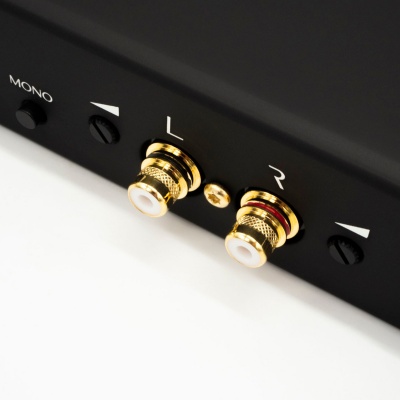 Afbeelding van Fantasia 2.2 | 2-Kanaals Versterker | 2 x 130 Watt RMS @ 4 Ω | 1 x 495 Watt RMS @ 4 Ω