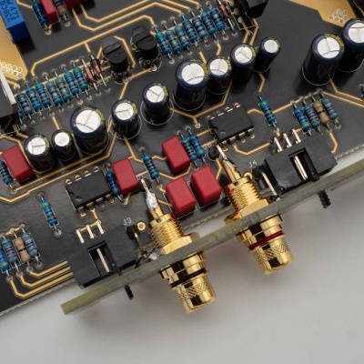 Afbeelding van Fantasia 3.2 Estremo | 2-Kanaals Versterker | 2 x 210/420 W RMS @ 4/2 Ω | 1 x 900/1390 W RMS @ 4/2 Ω