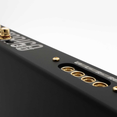 Afbeelding van Fantasia 3.2 Estremo | 2-Kanaals Versterker | 2 x 210/420 W RMS @ 4/2 Ω | 1 x 900/1390 W RMS @ 4/2 Ω