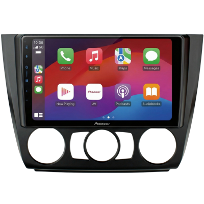 SPH-PF97BT met BMW Serie 1 Montageframe Foto van SPH-PF97BT met BMW Serie 1 Montageframe