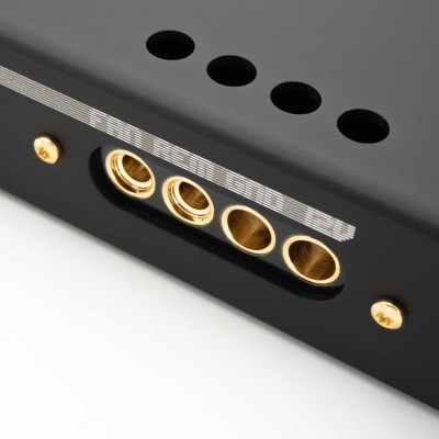 Afbeelding van Fantasia 3.2 Estremo | 2-Kanaals Versterker | 2 x 210/420 W RMS @ 4/2 Ω | 1 x 900/1390 W RMS @ 4/2 Ω