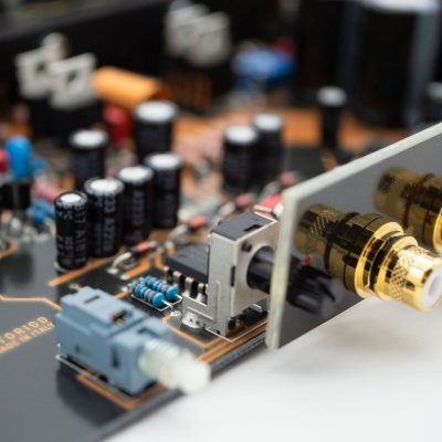 Afbeelding van Fantasia 2.2 | 2-Kanaals Versterker | 2 x 130 Watt RMS @ 4 Ω | 1 x 495 Watt RMS @ 4 Ω