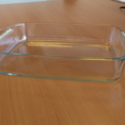 Glazen ovenschaal 30 * 22 cm Glazen ovenschaal 30 * 22 cm