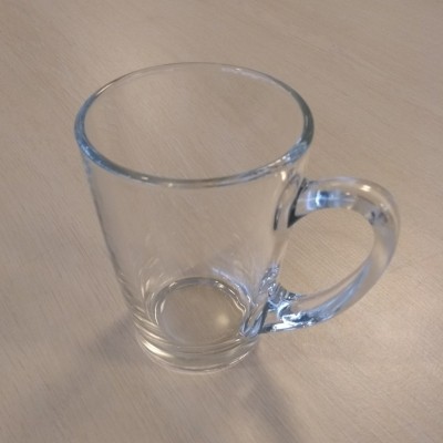 Glazen beker/mok met oor 27 cl Glazen beker/mok met oor 27 cl