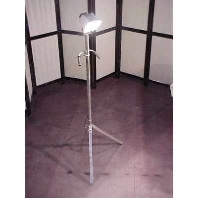 Verlichting spot op statief 300 watt Verlichting spot op statief 300 watt