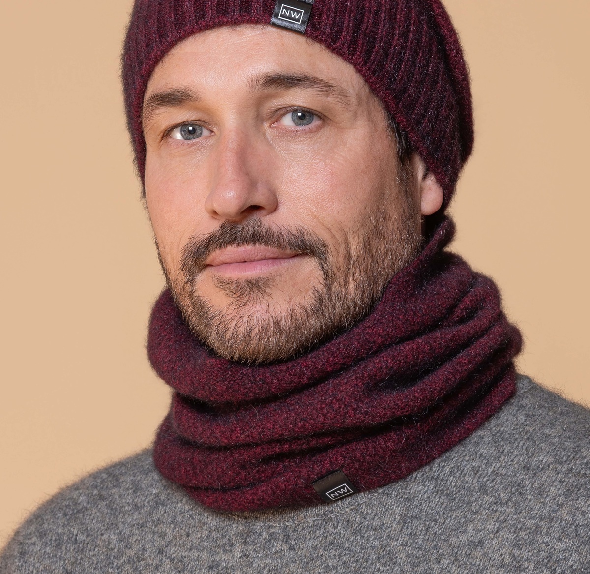 Noble Wilde Neck Warmer Port