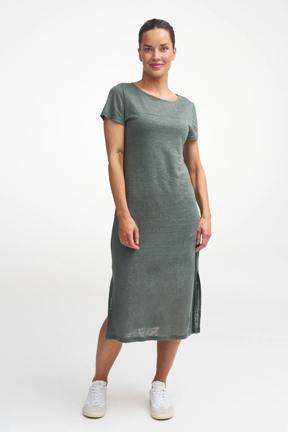 Ivanhoe GY Edla dress- Dark olive