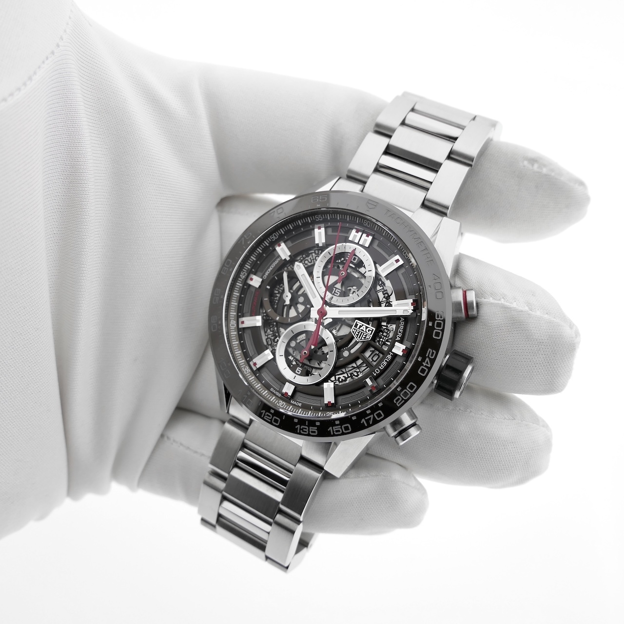 https://afosto-cdn-01.afosto.com/te24c/product/1527437029-tag-heuer-carrera-chronograph-car201u-0-9.jpg