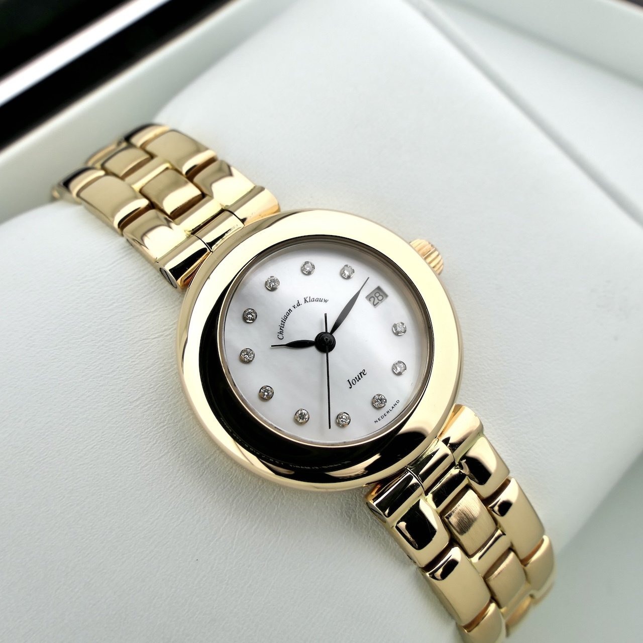 https://afosto-cdn-01.afosto.com/te24c/product/1588394498-christiaan-vd-klaauw-18k.-automatic-ladies-watch-27.jpg