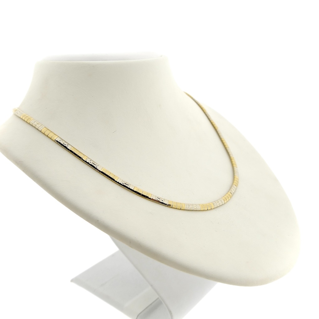 https://afosto-cdn-01.afosto.com/te24c/product/1980788560-juweelwinkel-12-10-232.jpg