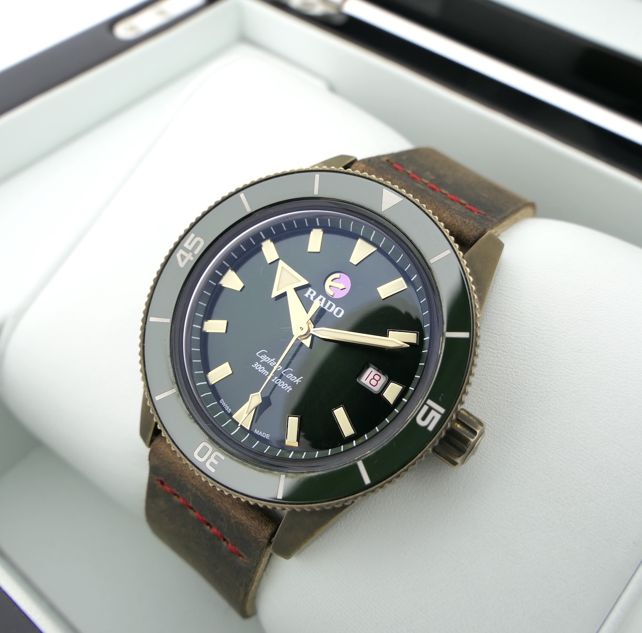 https://afosto-cdn-01.afosto.com/te24c/product/2130970965-rado-captain-cook-bronze-01.763.0504.3.131-15.jpg