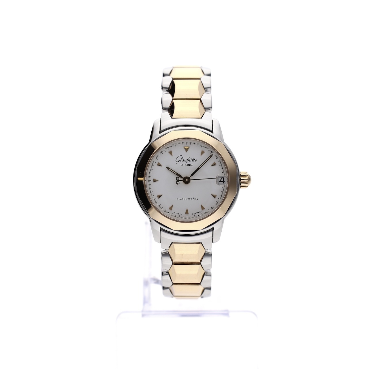 https://afosto-cdn-01.afosto.com/te24c/product/2404533229-glashutte-original-sport-lady-10-33-44-53-04-2.jpg