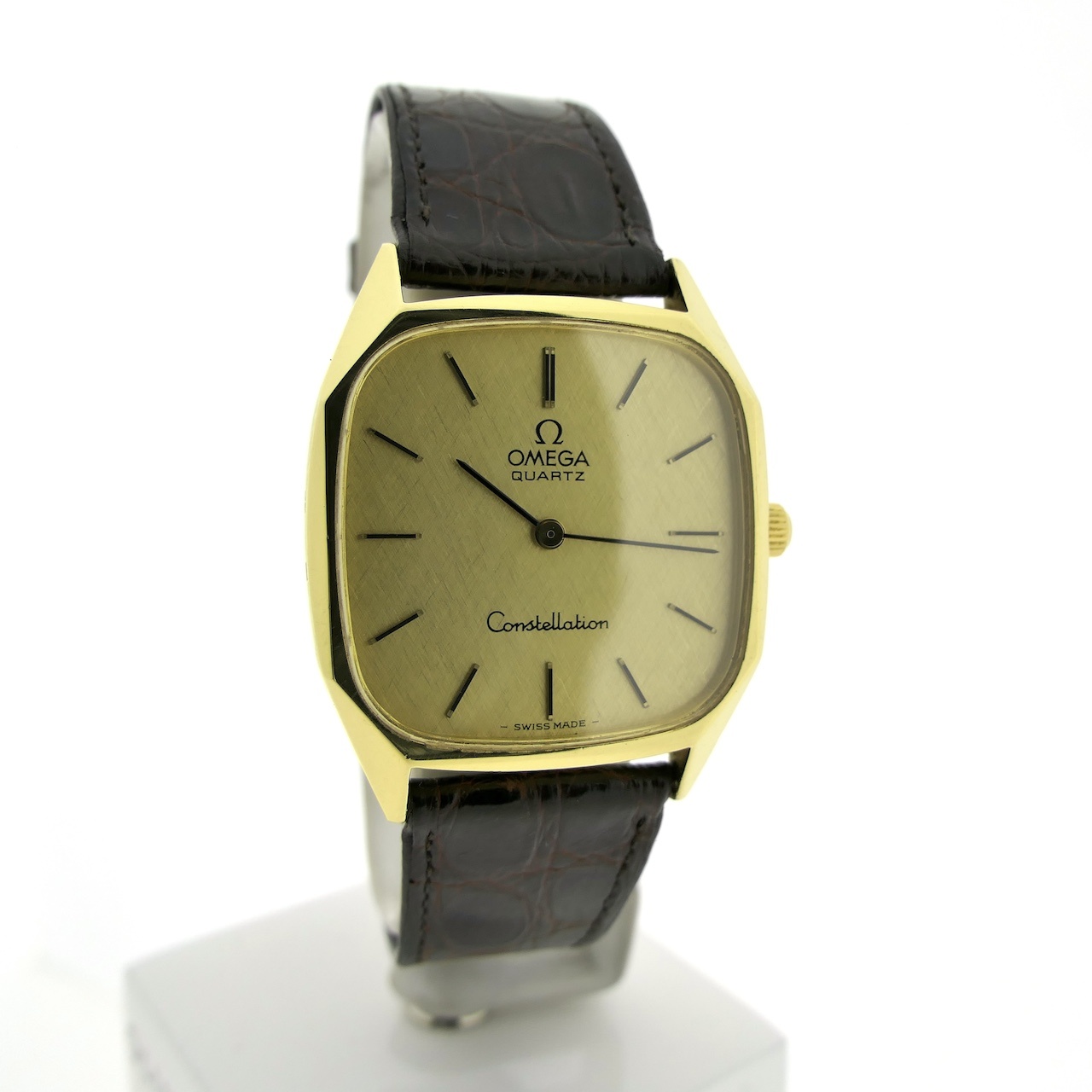 https://afosto-cdn-01.afosto.com/te24c/product/2776322957-omega-constellation-18k.-quartz-1910014-00005.jpg