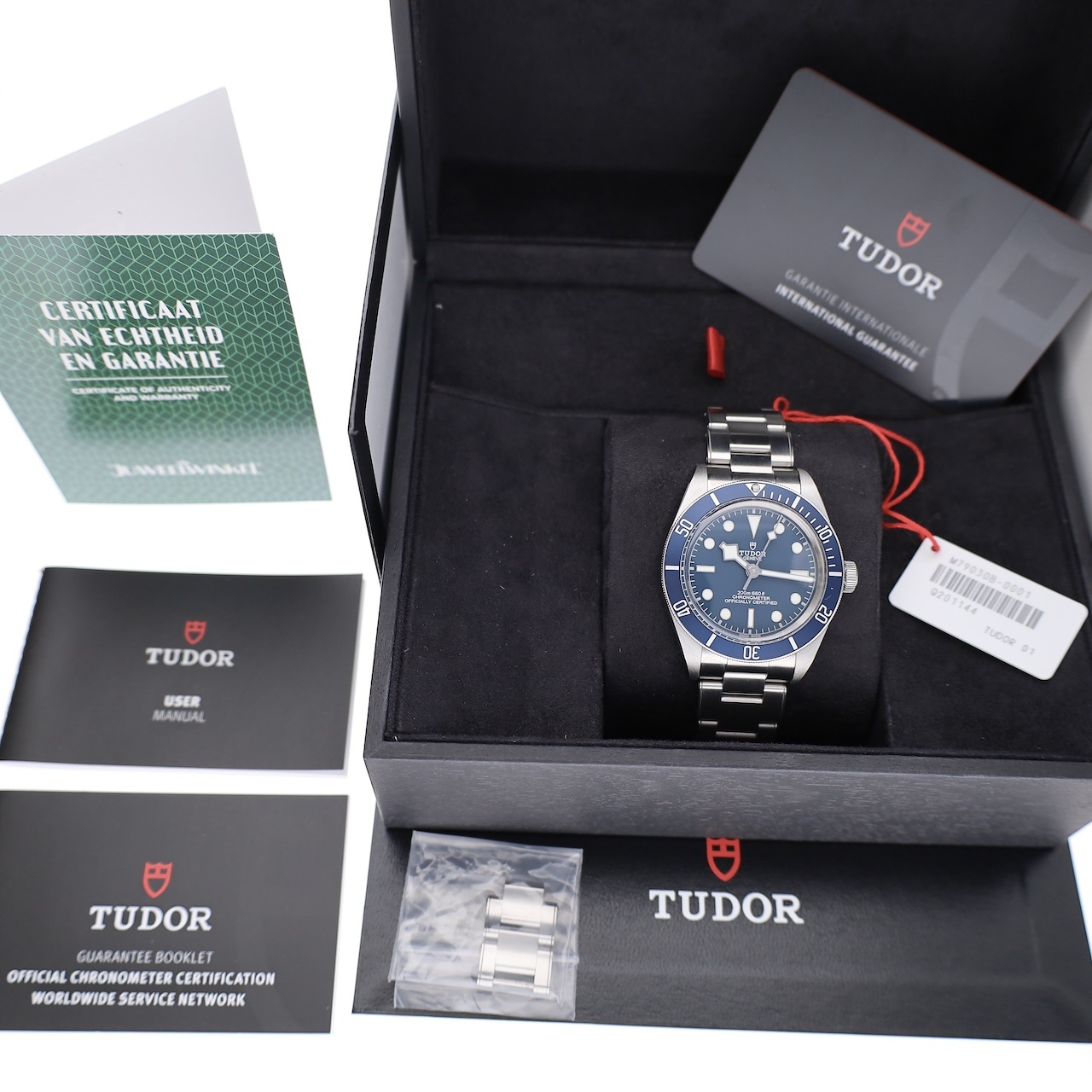 https://afosto-cdn-01.afosto.com/te24c/product/3277071460-tudor-black-bay-58-79030-21.jpg
