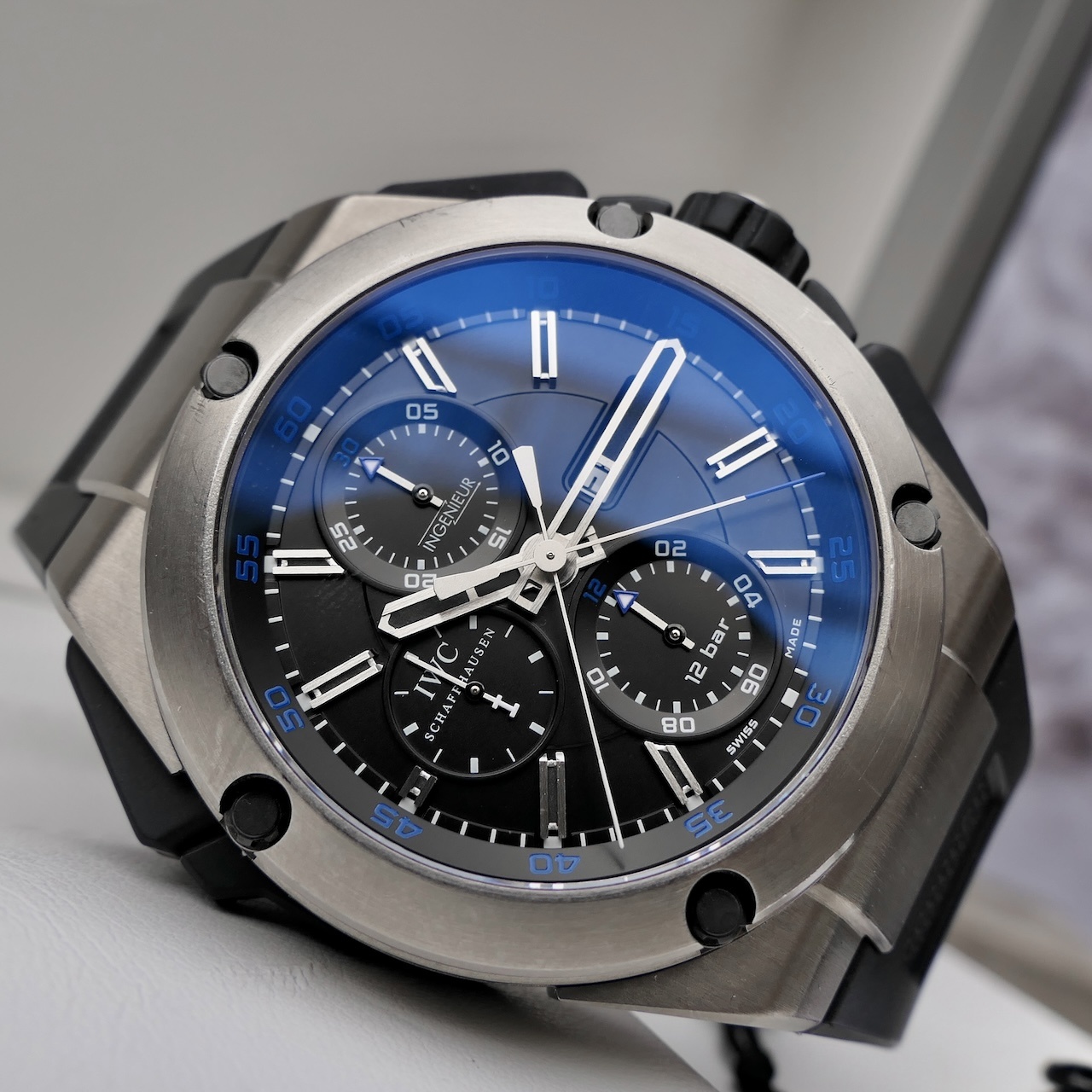 https://afosto-cdn-01.afosto.com/te24c/product/3343934690-iwc-ingenieur-double-chronograph-iw376501-22.jpg