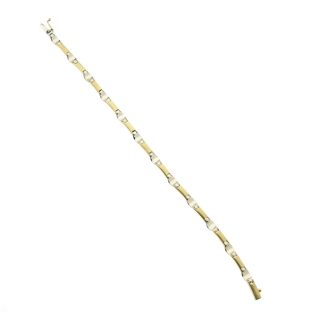 https://afosto-cdn-01.afosto.com/te24c/product/3480933400-juweelwinkel-15-6-2344.jpg