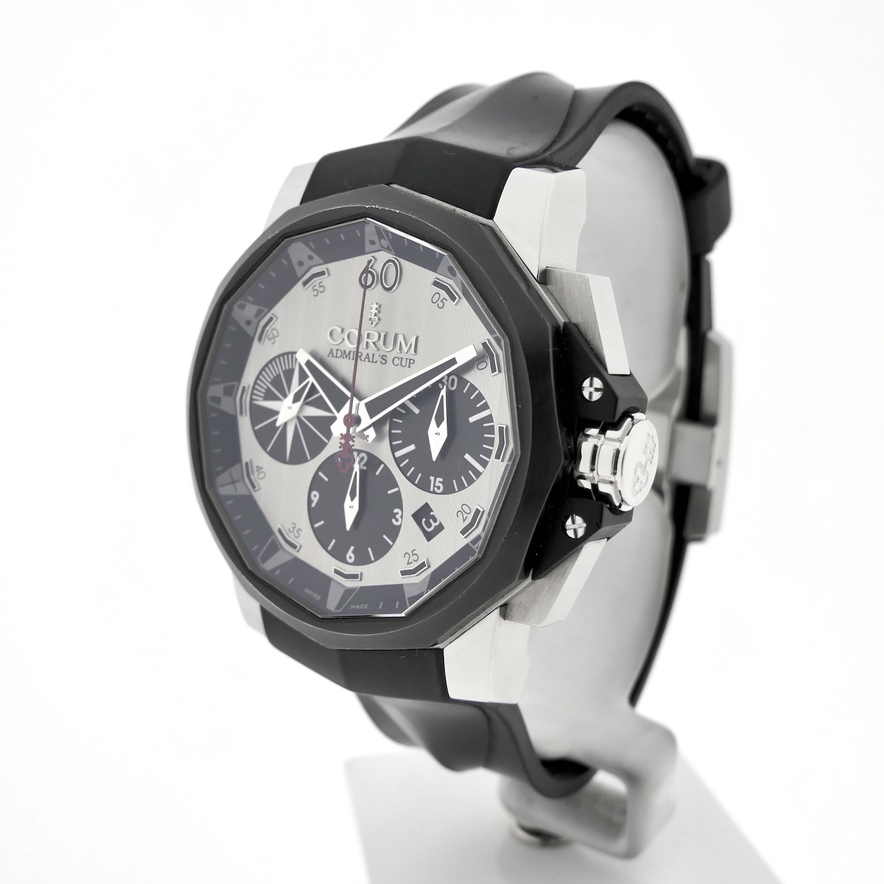 https://afosto-cdn-01.afosto.com/te24c/product/9551555250-corum-admirals-cup-challenger-chronograph-limited-edition-753.671.98f371-ak54-5.jpg