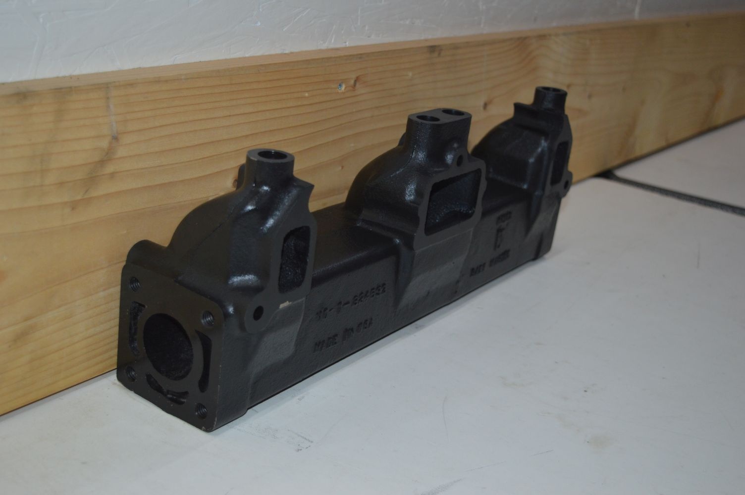 Manifold Volvo 4 Cyl. Models AQ115 & AQ130 Manifold Volvo 4 Cyl. Models AQ115 & AQ130