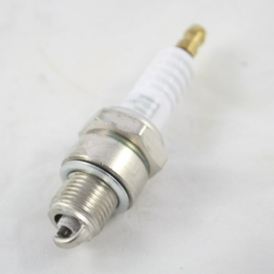 Foto van Spark plug Champion L82YC Volvo Penta AQ115 A