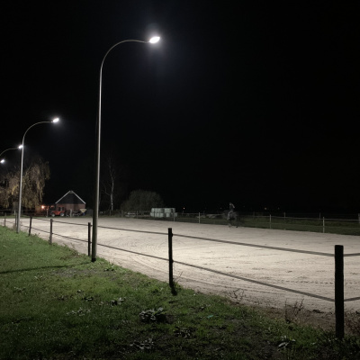 Foto van Paardenbak Verlichting buiten