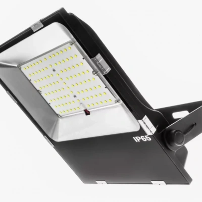 Foto van Paardenbak Verlichting Lednovate Vela 150W 5700K